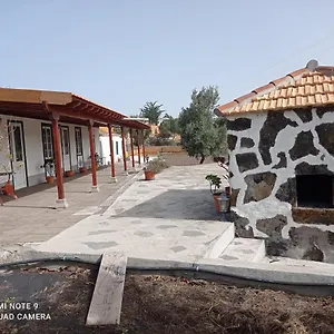 https://casa-pestana.in-canary-islands.com