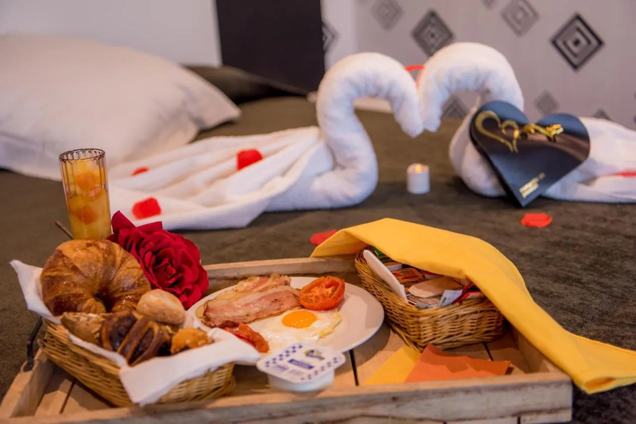 ****  Hotel Acacias Suites & Spa Льорет-де-Мар Испания